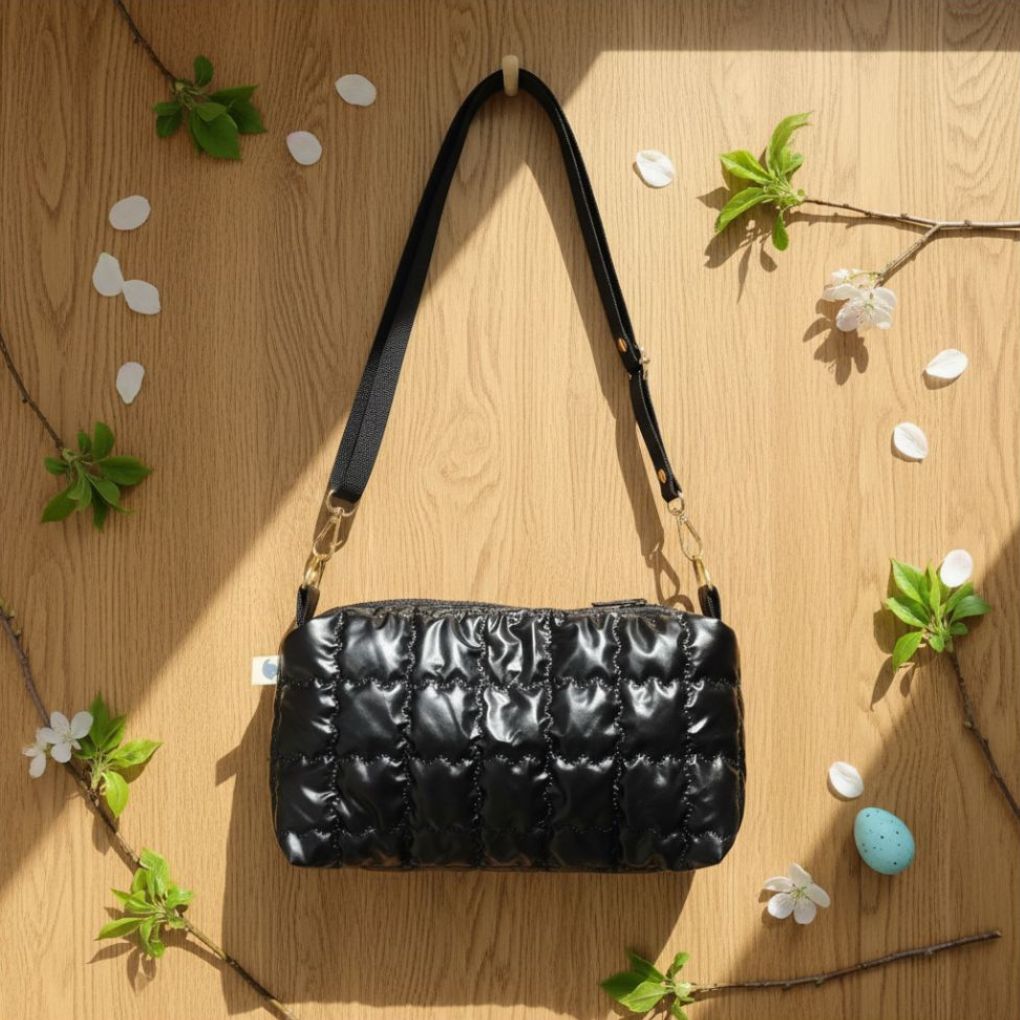 Crossbody Puffy black bag Crossbody kabelka - Puffy Black - Obrázek 1